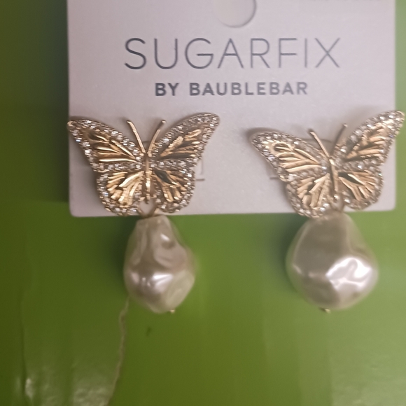 Jewelry - SUGARFIX by BAUBLEBAR Crystal Wings Butterfly & Pearl Drop Earrings.  Beautiful